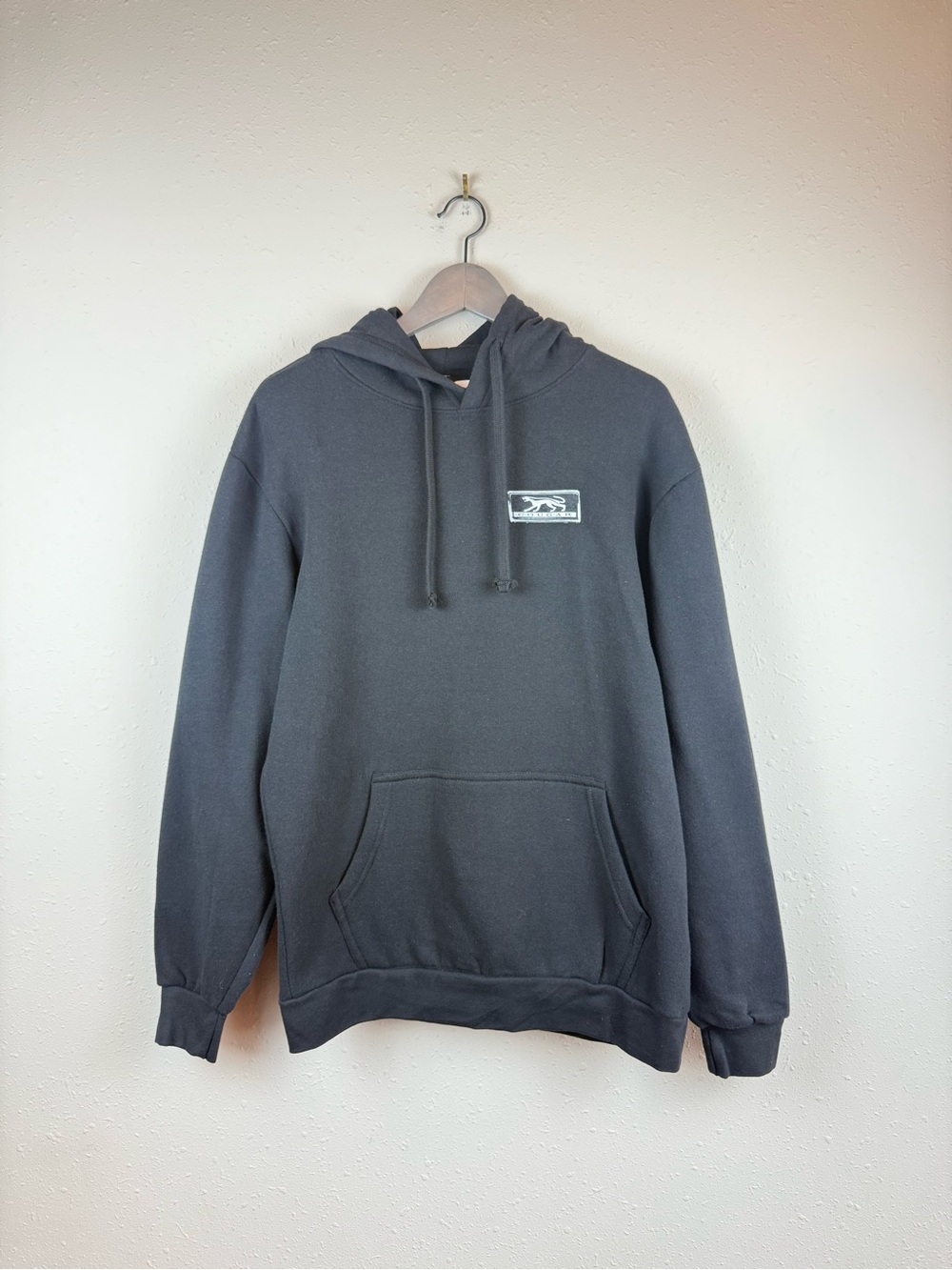 Men’s Ford Road Trip Black Hoodie Size Medium NWT